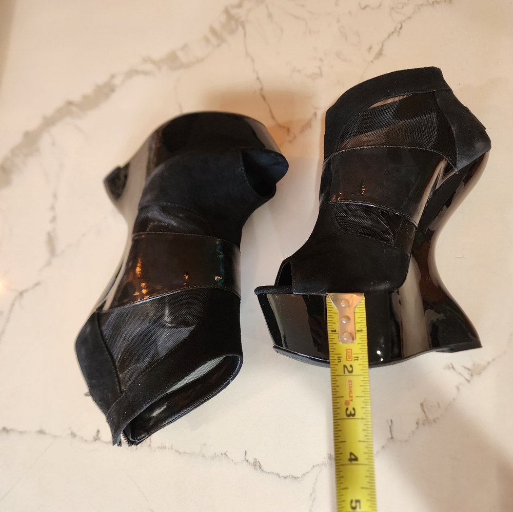 Black Wedges - Picture 4 of 7